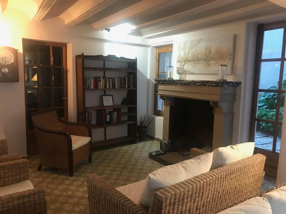 Ca Margalef - Casa Rural Con Encanto Ginestar Luaran gambar